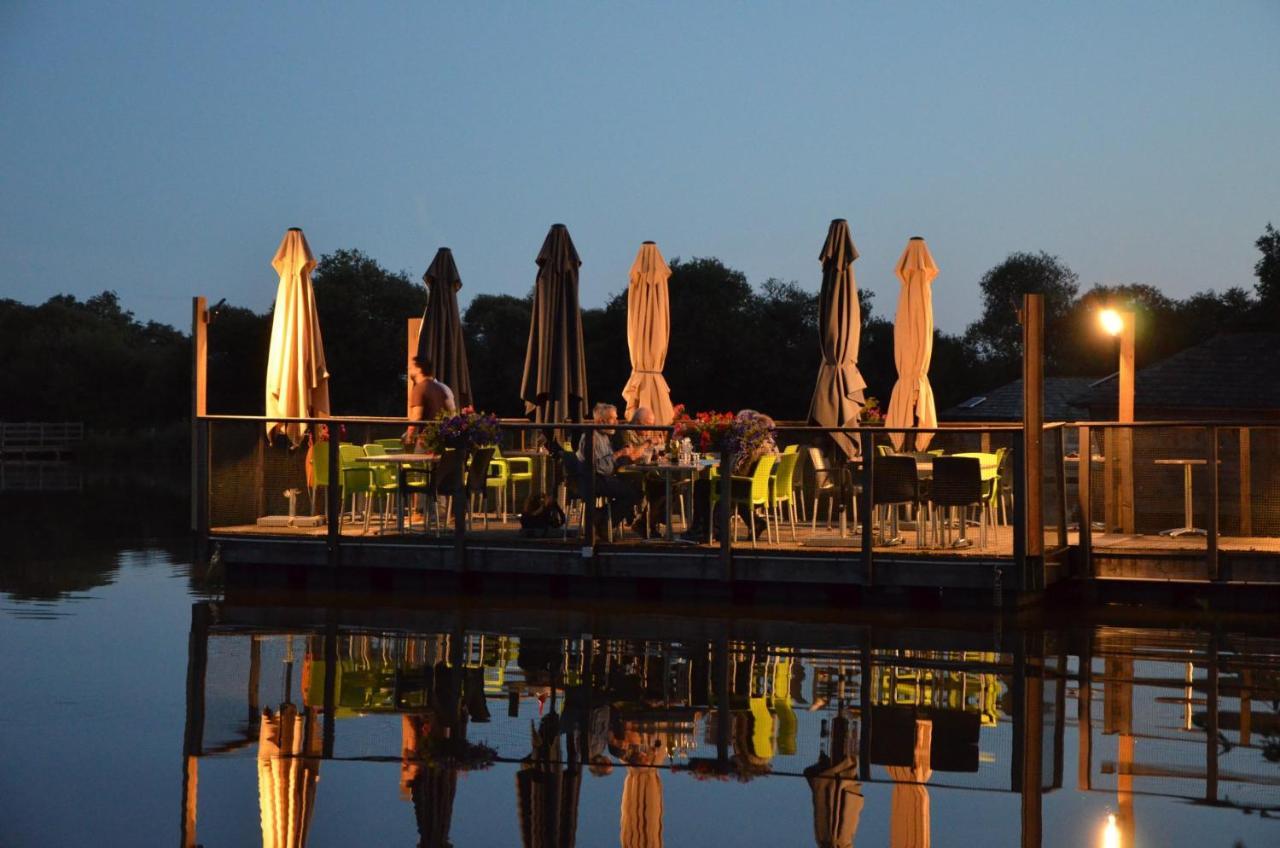 Village Flottant De Pressac المظهر الخارجي الصورة