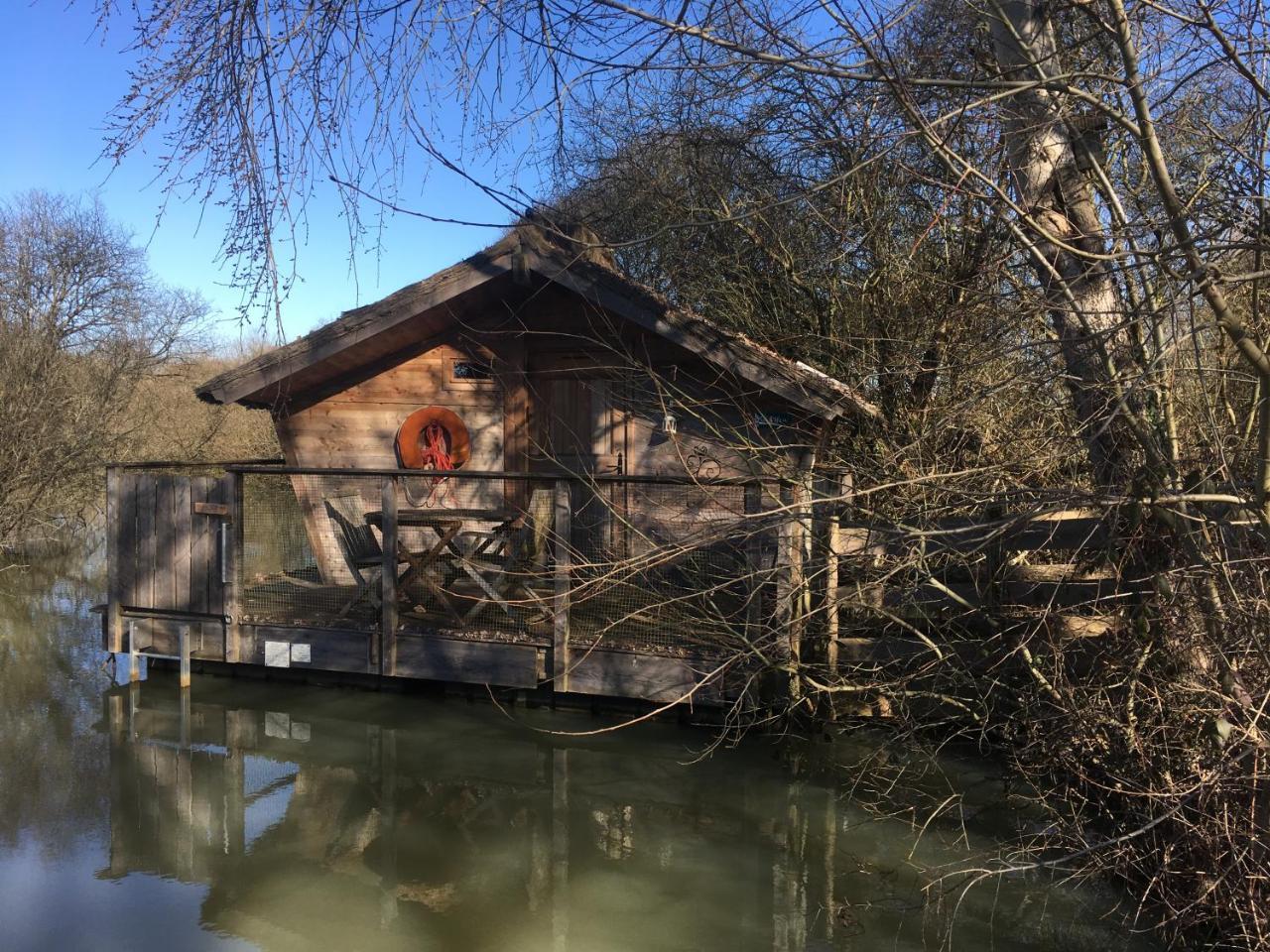 Village Flottant De Pressac المظهر الخارجي الصورة